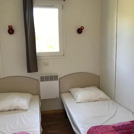 Le Domaine Du Scorff - Hebergements Insolites 4 A 6 Personnes Et Roulottes Camping